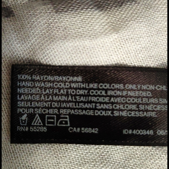 Express Multipatterned Black & Gray Scarf. - Picture 6 of 6